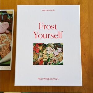 Piecework 1000-piece puzzle